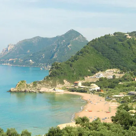 Appartement Takis On A With Private Garden And Sea View *