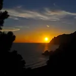 Takis On A With Private Garden And Sea View Appartement