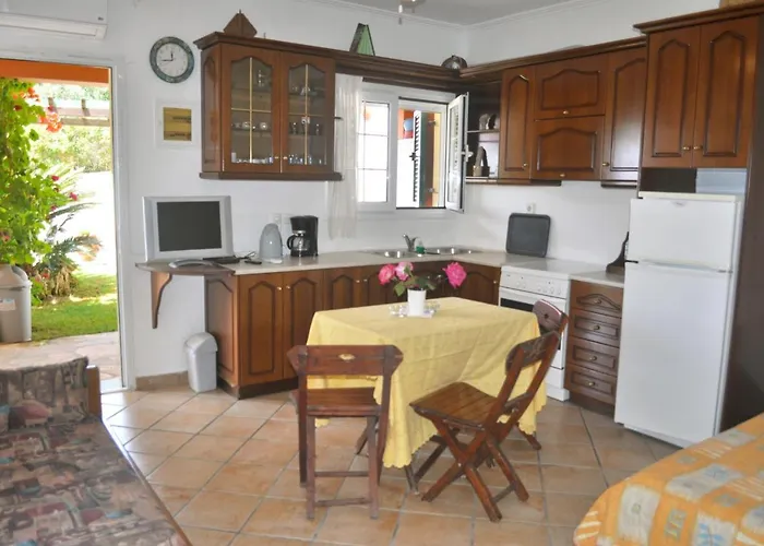 Takis On A With Private Garden And Sea View Lejlighed Pelekas